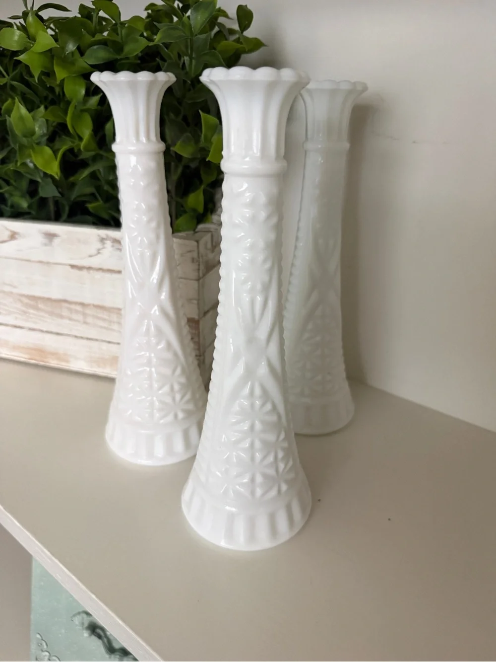Vintage White Milk Glass Bud Vases Set of 3 Starburst Scalloped 9.5”